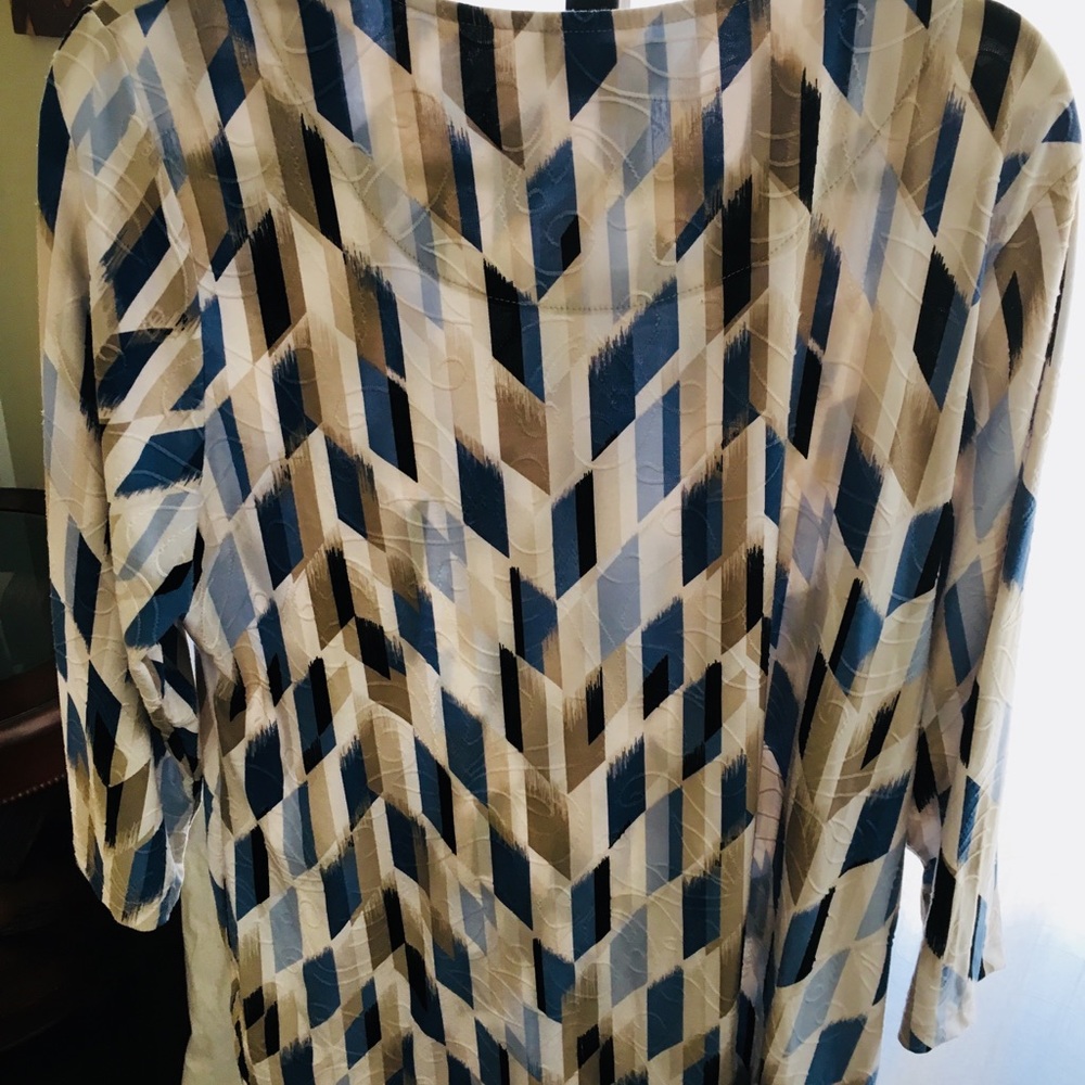 Multi colored tunic top